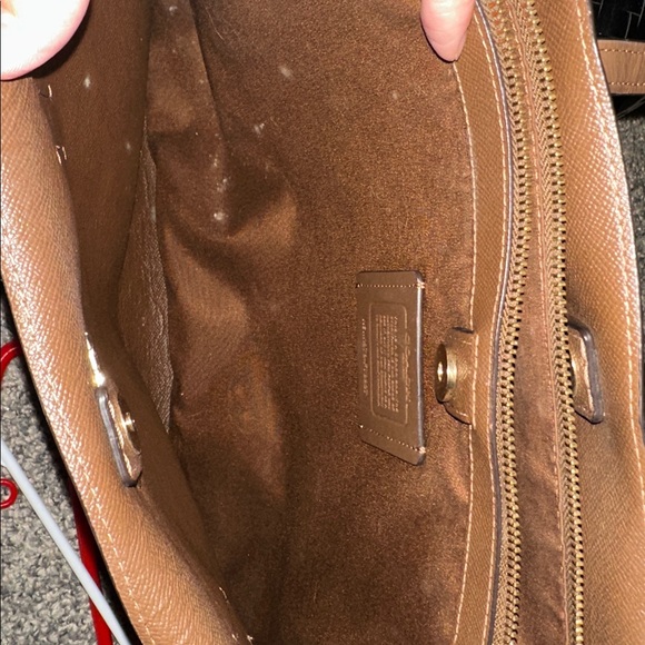 COACH Large Avenue Carryall In Signature Canvas - Picture 7 of 8